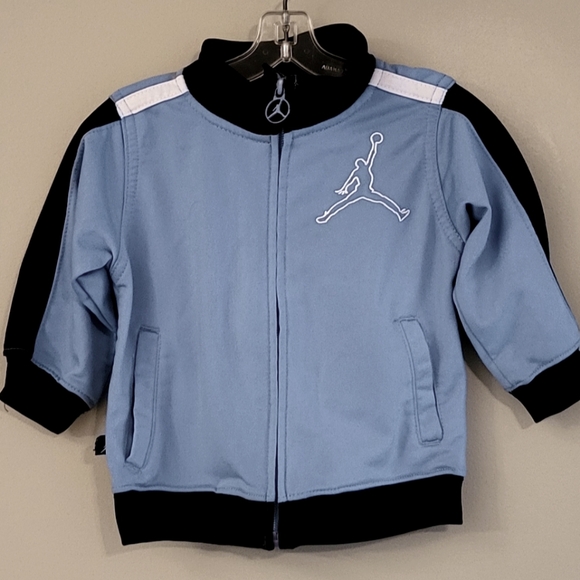 Jordan zip up athletic sweater - Picture 1 of 4